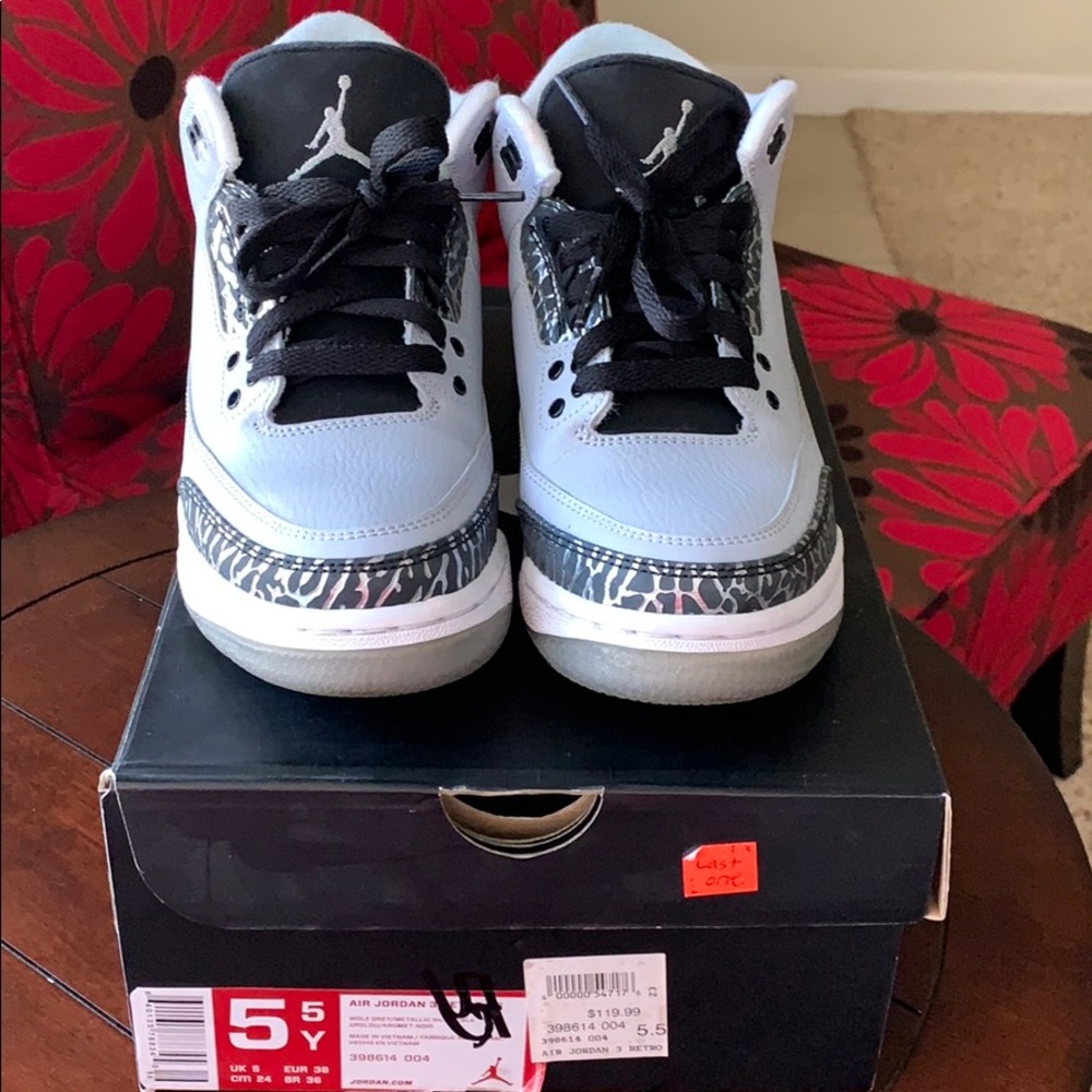 Nike Air Jordan 3 Wolf Greys